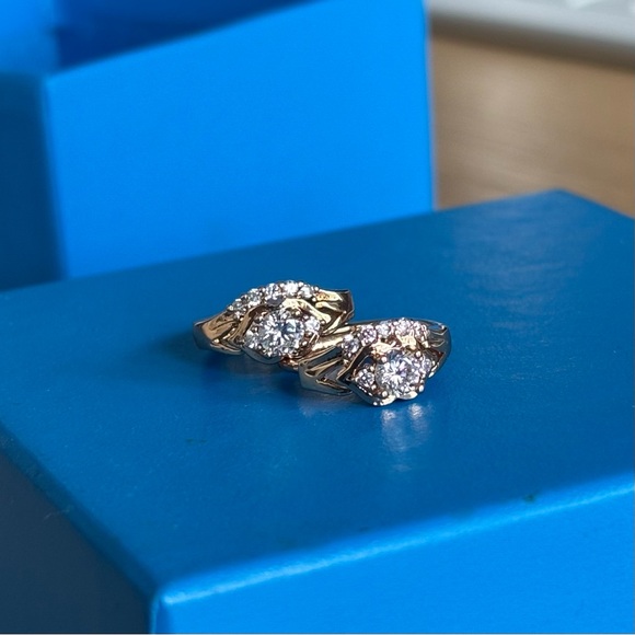 FREE GWP $50+ Jewelry Sets - Picture 6 of 14